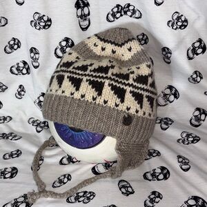 Aritzia TNA Women’s Patterned Knit Hat with Ear Flaps Beanie